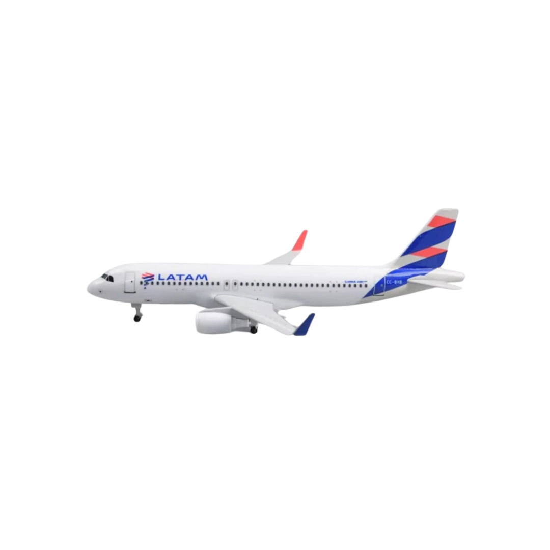 AIRCRAFT - Airbus A320 LATAM